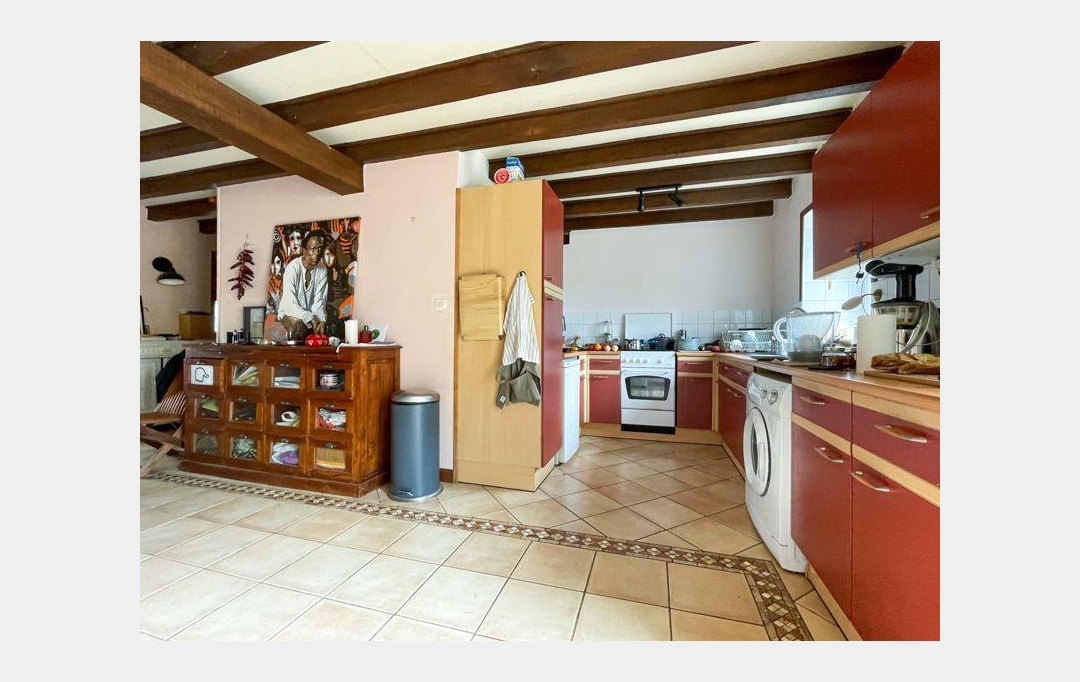 Agence Immobilière Berland Bennett : House | CHEF-BOUTONNE (79110) | 205 m2 | 155 500 € 
