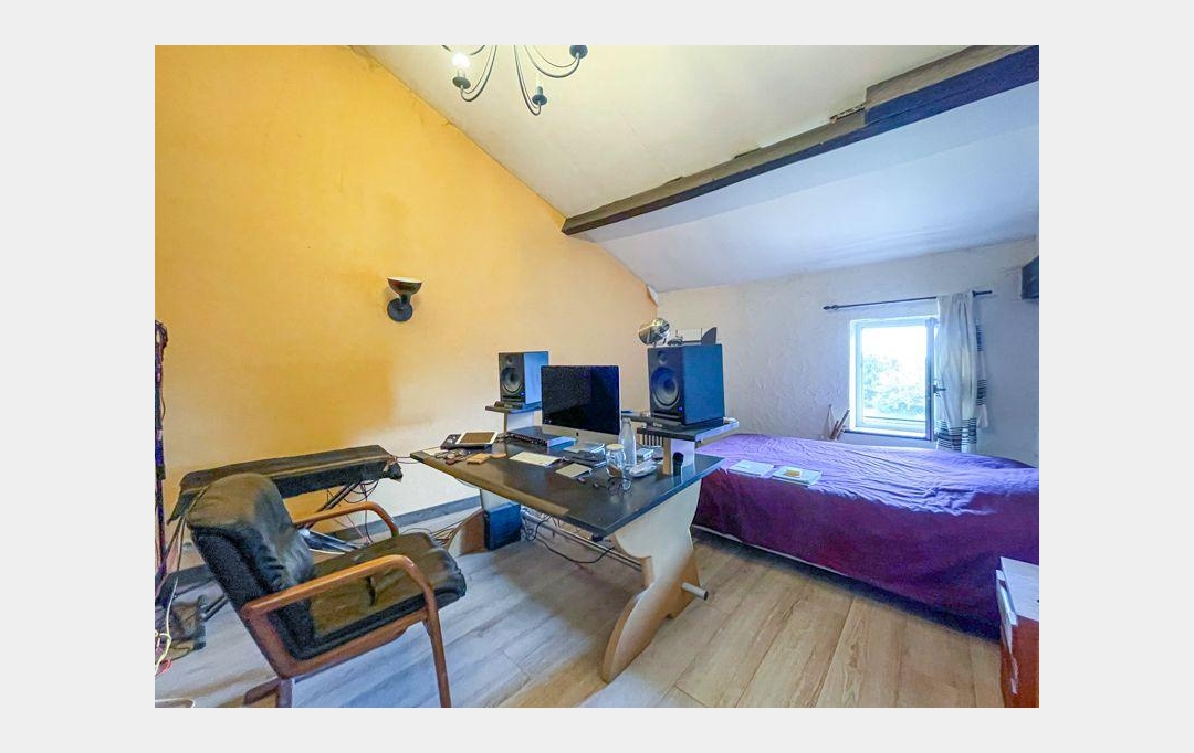 Agence Immobilière Berland Bennett : House | CHEF-BOUTONNE (79110) | 205 m2 | 155 500 € 