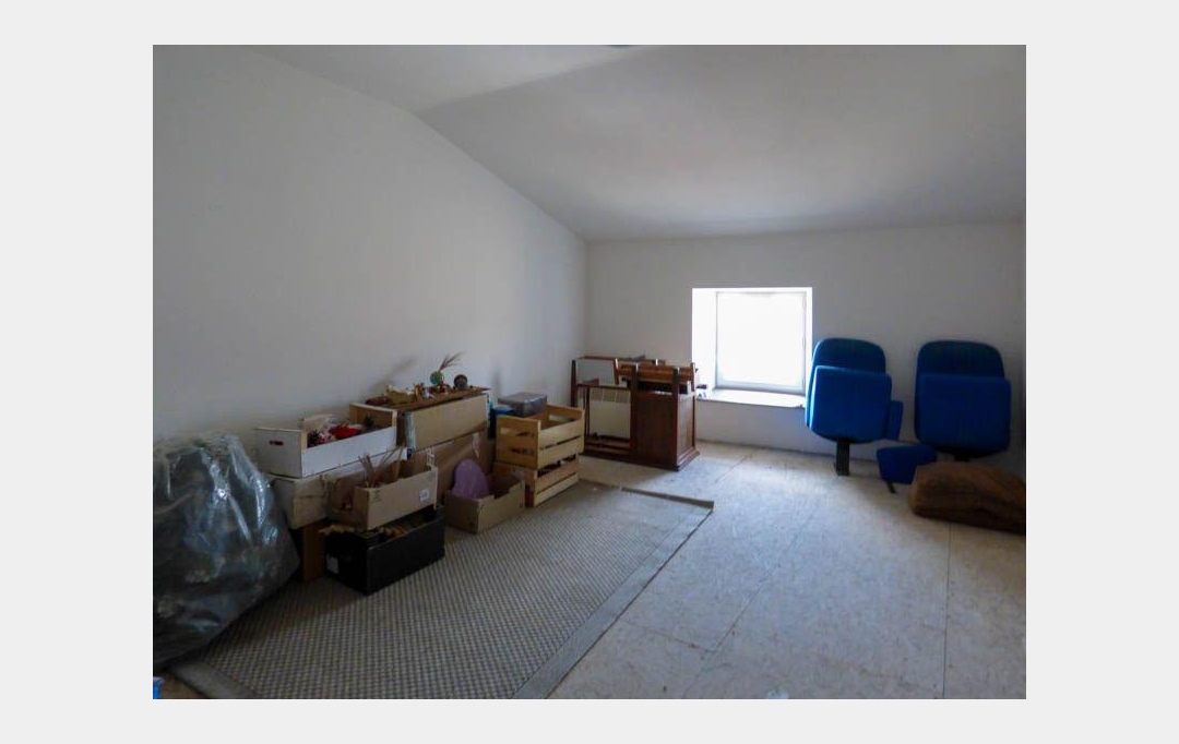 Agence Immobilière Berland Bennett : House | CHEF-BOUTONNE (79110) | 135 m2 | 92 990 € 