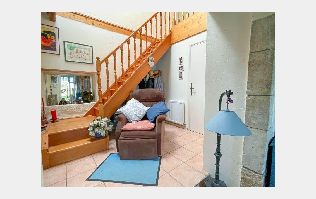 Agence Immobilière Berland Bennett : Maison / Villa | SAUZE-VAUSSAIS (79190) | 220 m2 | 148 000 € 