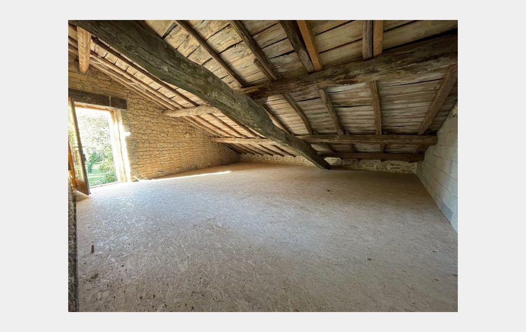 Agence Immobilière Berland Bennett : Maison / Villa | CHEF-BOUTONNE (79110) | 224 m2 | 108 500 € 