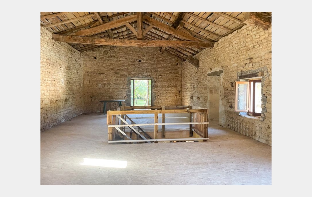 Agence Immobilière Berland Bennett : Maison / Villa | CHEF-BOUTONNE (79110) | 224 m2 | 108 500 € 