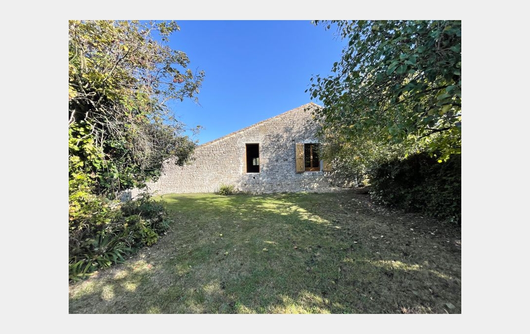 Agence Immobilière Berland Bennett : Maison / Villa | CHEF-BOUTONNE (79110) | 224 m2 | 108 500 € 