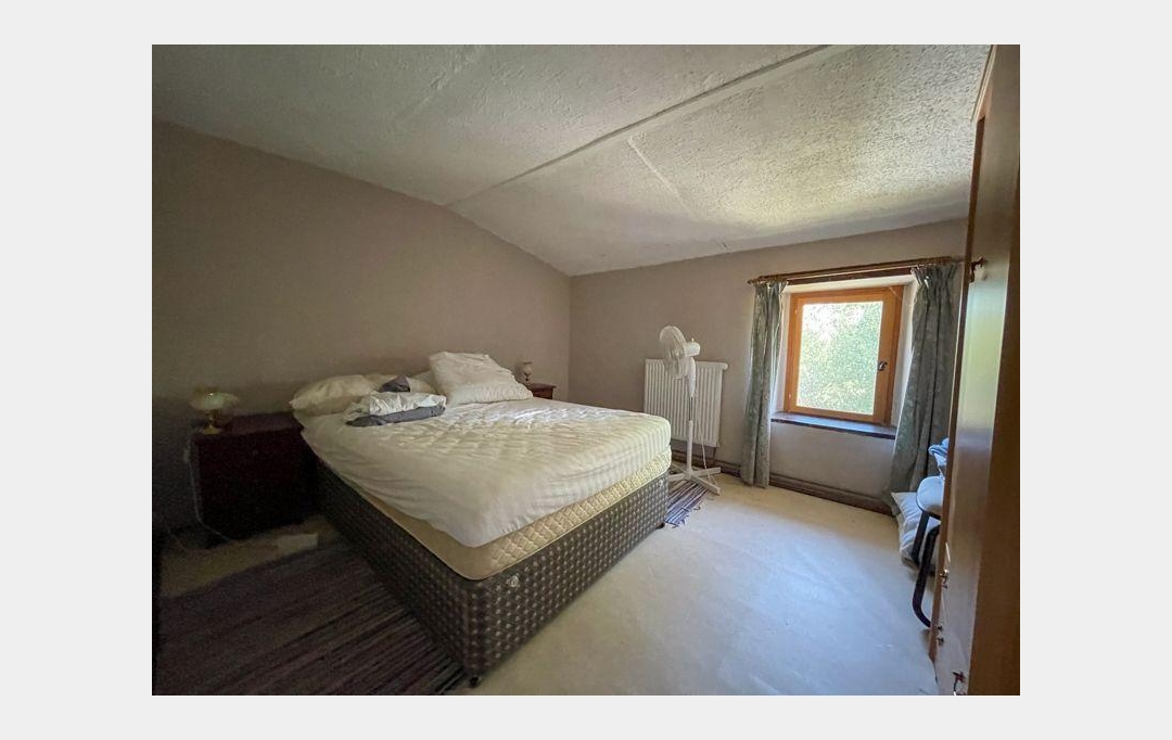 Agence Immobilière Berland Bennett : Maison / Villa | LEZAY (79120) | 167 m2 | 124 200 € 