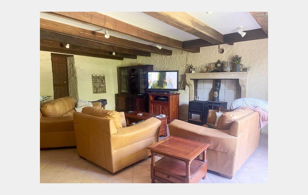 Agence Immobilière Berland Bennett : Maison / Villa | LEZAY (79120) | 167 m2 | 124 200 € 