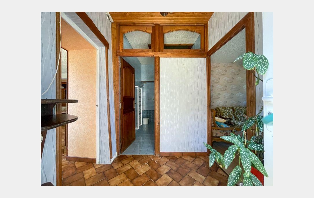 Agence Immobilière Berland Bennett : Maison / Villa | RUFFEC (16700) | 126 m2 | 99 800 € 