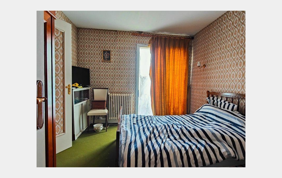 Agence Immobilière Berland Bennett : Maison / Villa | SAUZE-VAUSSAIS (79190) | 202 m2 | 171 200 € 