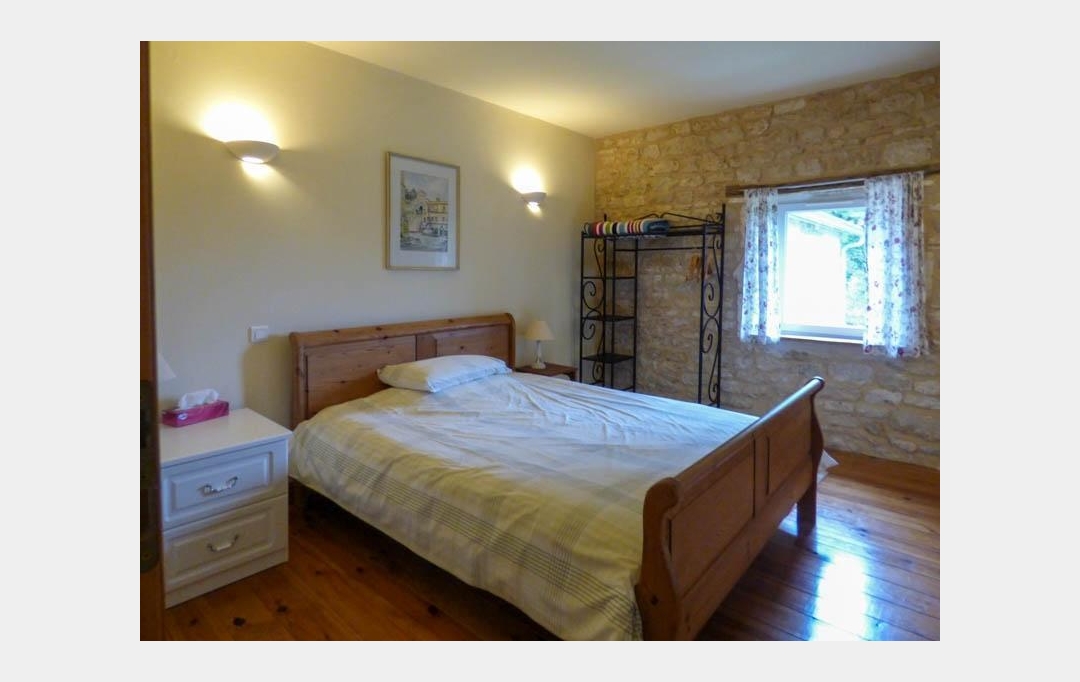 Agence Immobilière Berland Bennett : Maison / Villa | RUFFEC (16700) | 300 m2 | 337 600 € 