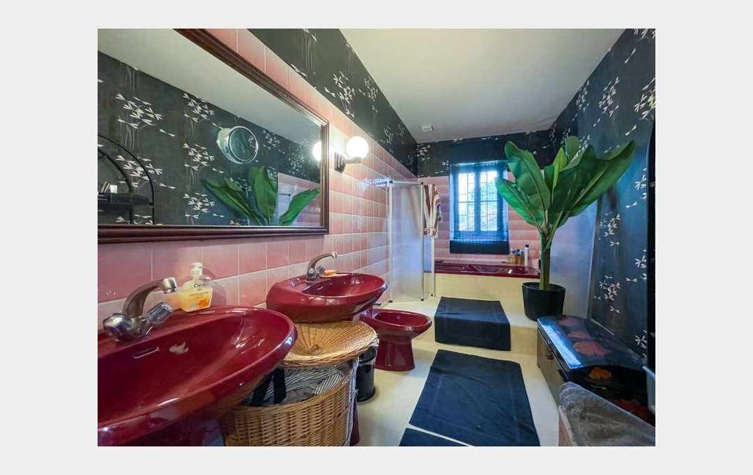 Agence Immobilière Berland Bennett : Maison / Villa | SAUZE-VAUSSAIS (79190) | 210 m2 | 144 500 € 