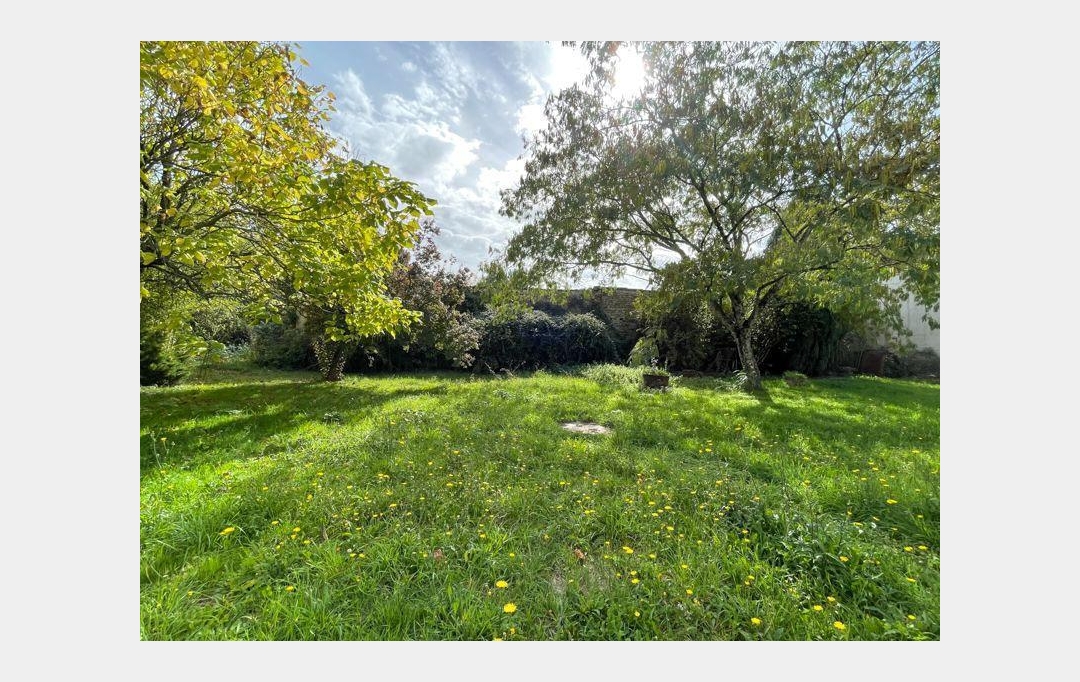 Agence Immobilière Berland Bennett : Maison / Villa | SAUZE-VAUSSAIS (79190) | 210 m2 | 144 500 € 