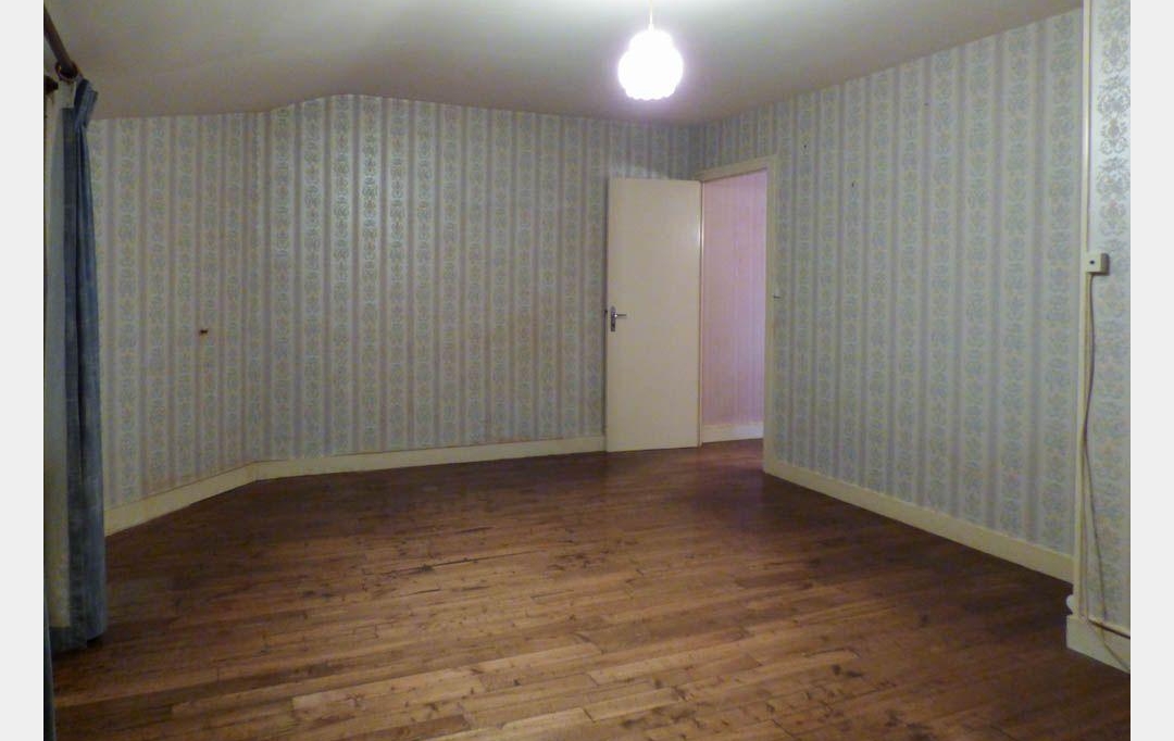 Agence Immobilière Berland Bennett : Maison / Villa | SAUZE-VAUSSAIS (79190) | 54 m2 | 44 480 € 