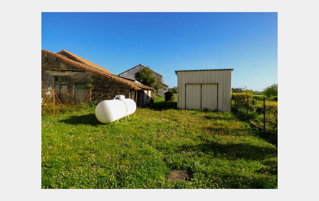 Agence Immobilière Berland Bennett : Maison / Villa | SAUZE-VAUSSAIS (79190) | 54 m2 | 44 480 € 