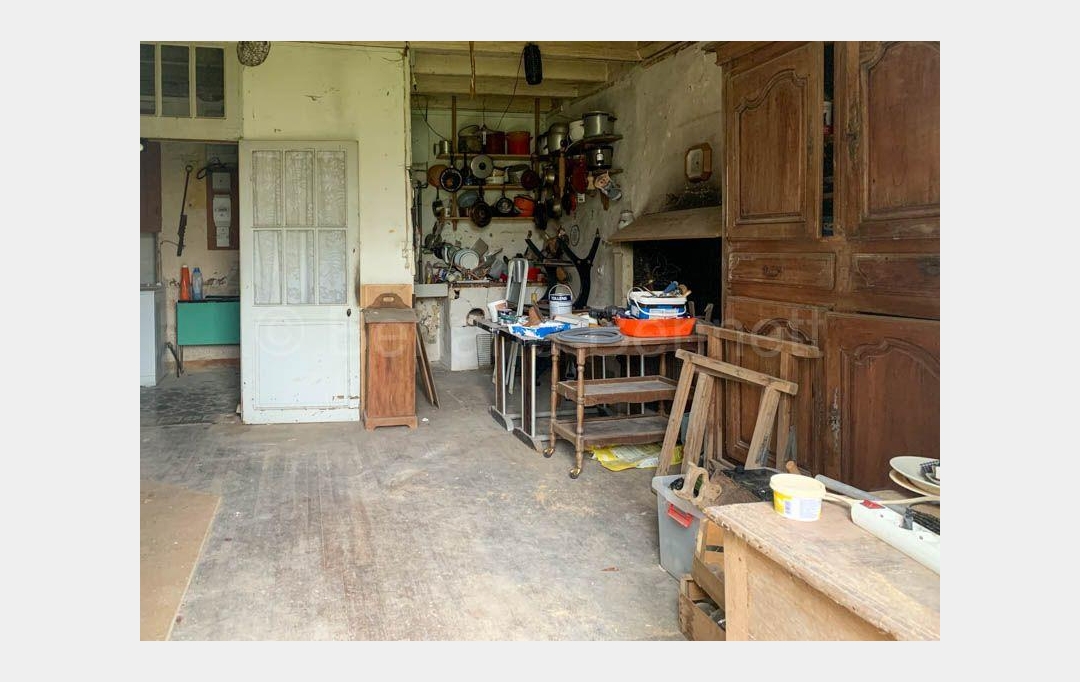 Agence Immobilière Berland Bennett : Maison / Villa | BRIOUX-SUR-BOUTONNE (79170) | 200 m2 | 77 480 € 