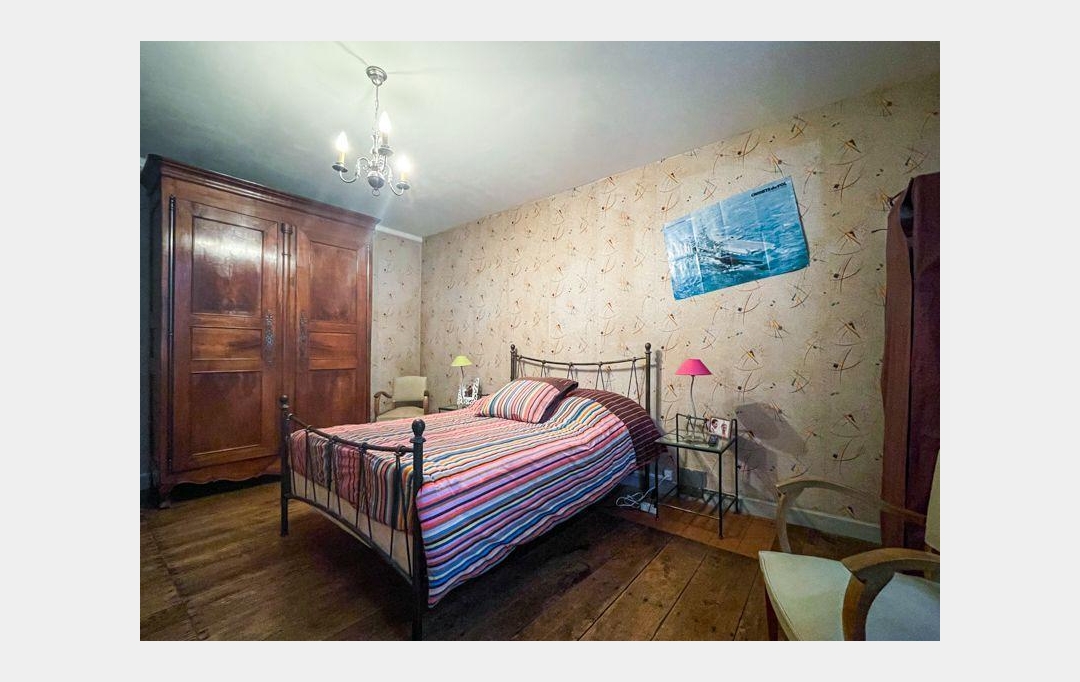 Agence Immobilière Berland Bennett : Maison / Villa | SAUZE-VAUSSAIS (79190) | 207 m2 | 223 000 € 
