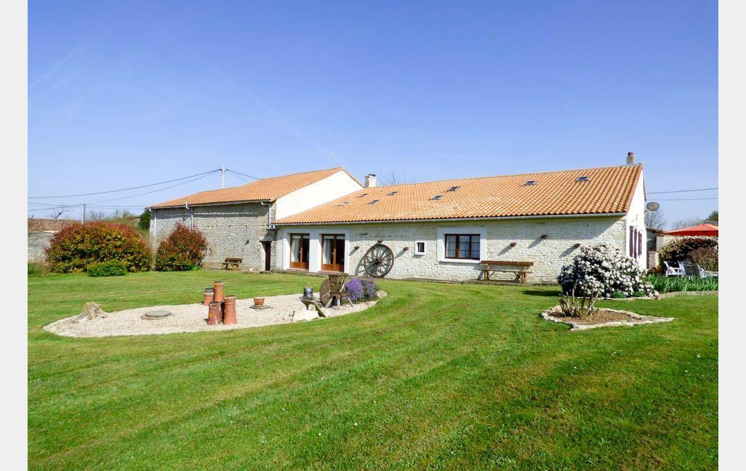 Agence Immobilière Berland Bennett : Maison / Villa | CHEF-BOUTONNE (79110) | 272 m2 | 296 500 € 