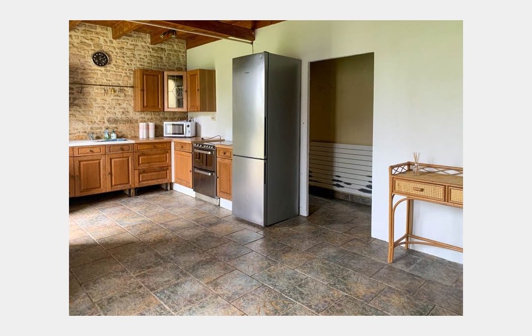 Agence Immobilière Berland Bennett : Maison / Villa | CIVRAY (86400) | 158 m2 | 119 000 € 
