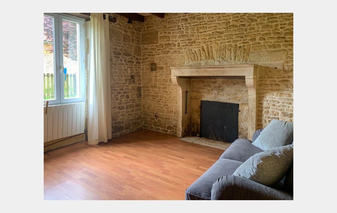 Agence Immobilière Berland Bennett : Maison / Villa | CIVRAY (86400) | 158 m2 | 119 000 € 