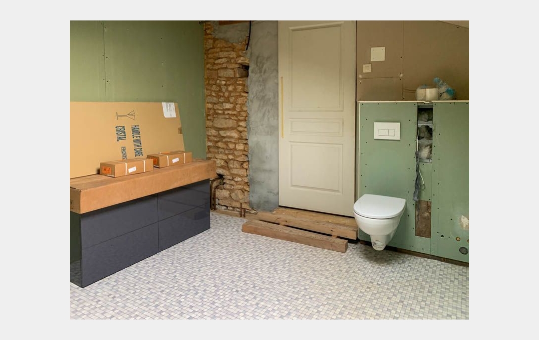Agence Immobilière Berland Bennett : Maison / Villa | CIVRAY (86400) | 158 m2 | 119 000 € 