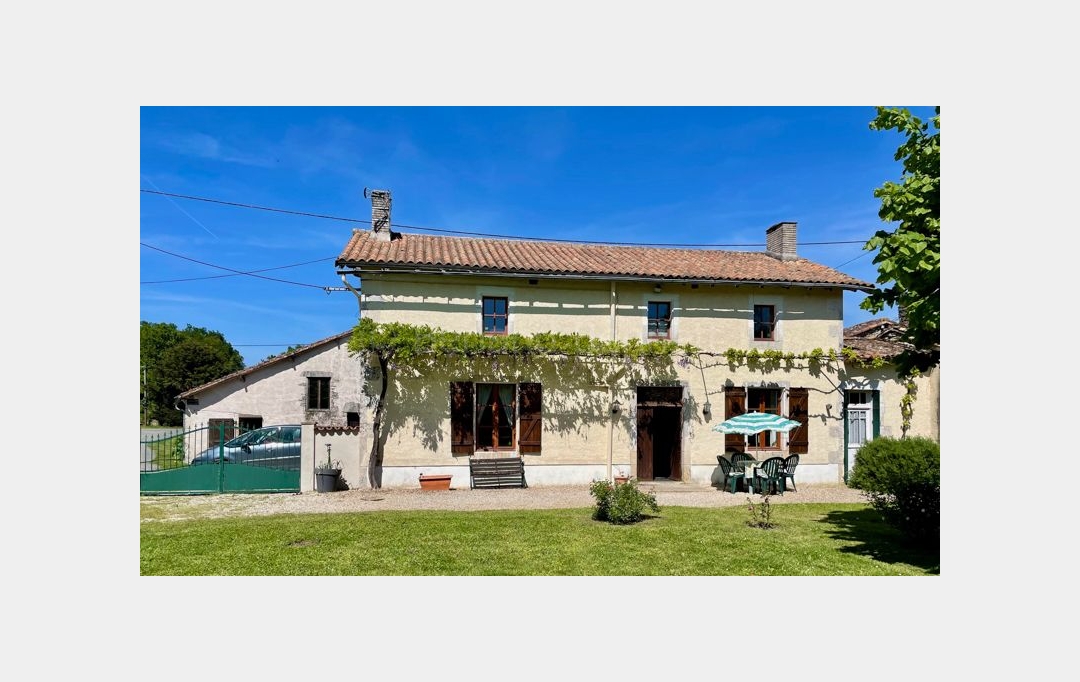 Agence Immobilière Berland Bennett : Maison / Villa | CIVRAY (86400) | 173 m2 | 160 950 € 