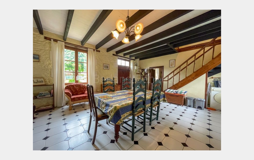 Agence Immobilière Berland Bennett : Maison / Villa | CIVRAY (86400) | 173 m2 | 160 950 € 