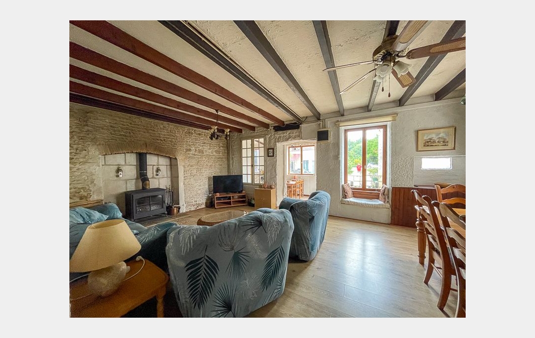 Agence Immobilière Berland Bennett : Maison / Villa | SAUZE-VAUSSAIS (79190) | 197 m2 | 179 850 € 
