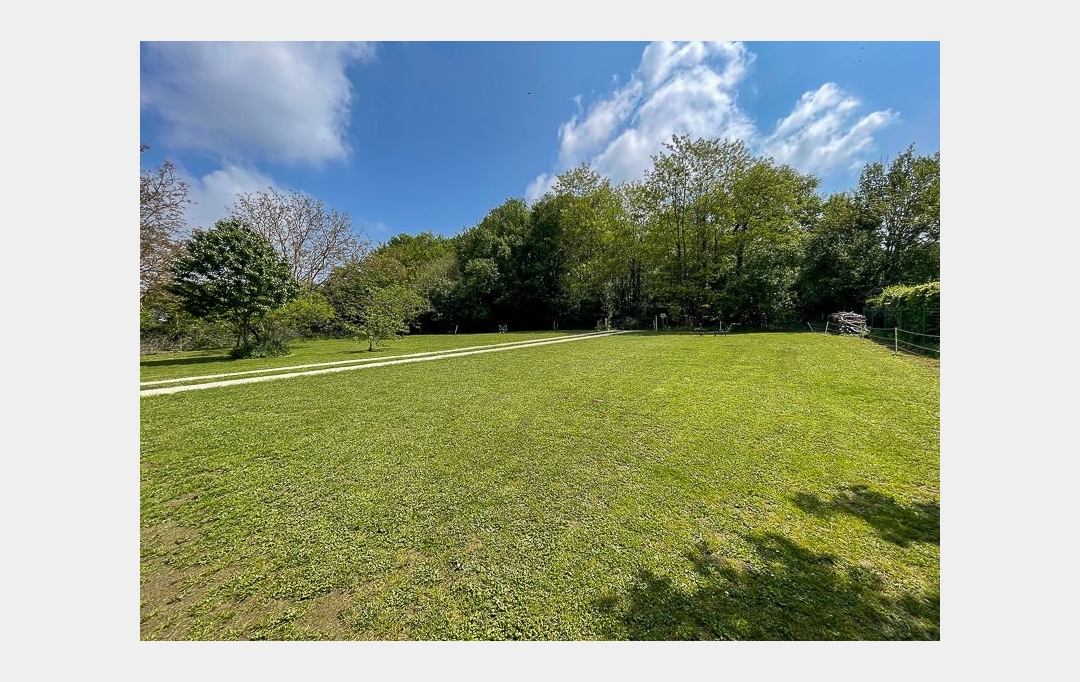 Agence Immobilière Berland Bennett : Maison / Villa | SAUZE-VAUSSAIS (79190) | 197 m2 | 179 850 € 