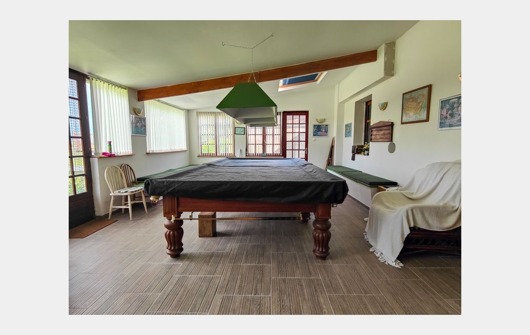 Agence Immobilière Berland Bennett : Maison / Villa | CHAUNAY (86510) | 308 m2 | 285 900 € 