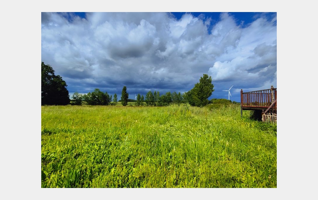 Agence Immobilière Berland Bennett : Maison / Villa | CHAUNAY (86510) | 308 m2 | 285 900 € 