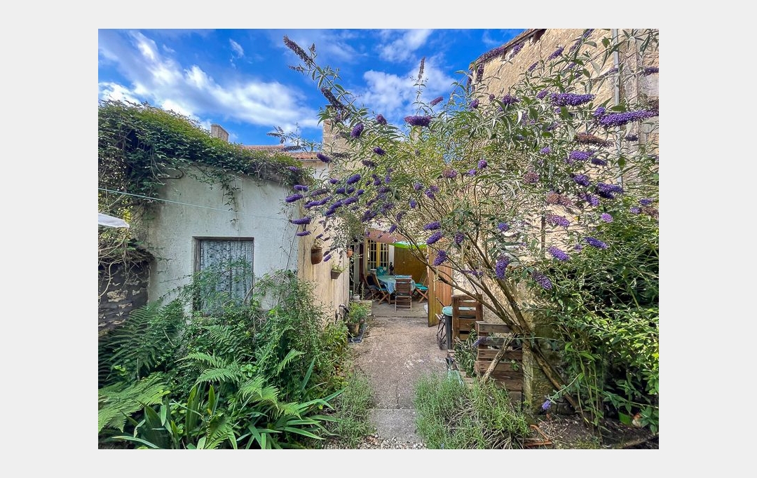 Agence Immobilière Berland Bennett : Maison / Villa | SAUZE-VAUSSAIS (79190) | 142 m2 | 119 350 € 