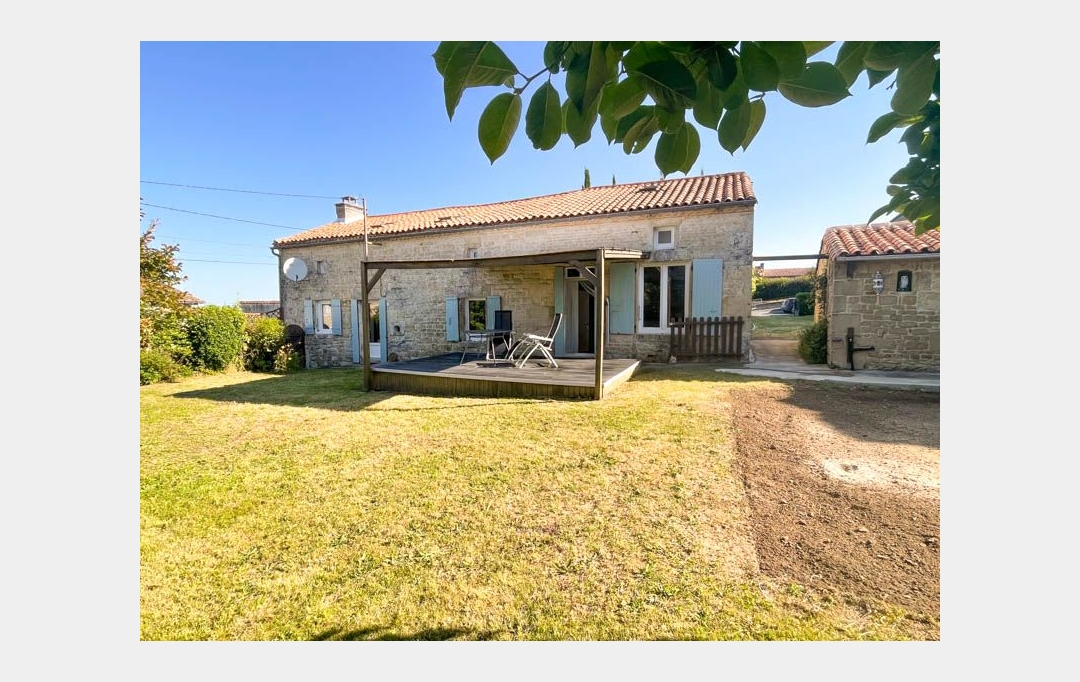 Agence Immobilière Berland Bennett : Maison / Villa | CHEF-BOUTONNE (79110) | 135 m2 | 165 850 € 