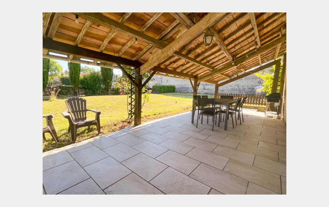 Agence Immobilière Berland Bennett : Maison / Villa | CHEF-BOUTONNE (79110) | 135 m2 | 165 850 € 