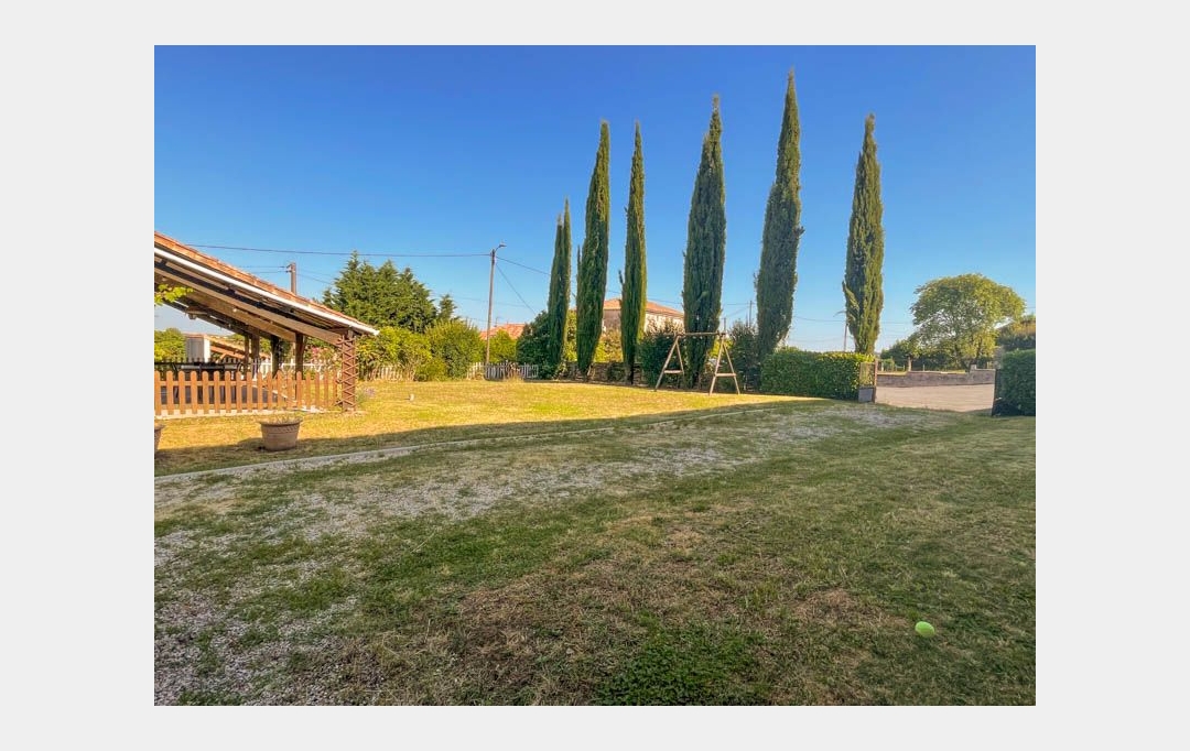 Agence Immobilière Berland Bennett : Maison / Villa | CHEF-BOUTONNE (79110) | 135 m2 | 165 850 € 