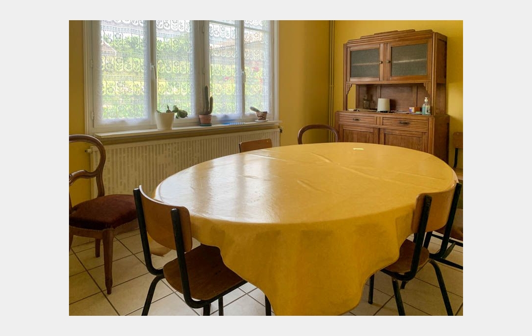 Agence Immobilière Berland Bennett : Maison / Villa | SAUZE-VAUSSAIS (79190) | 214 m2 | 129 600 € 