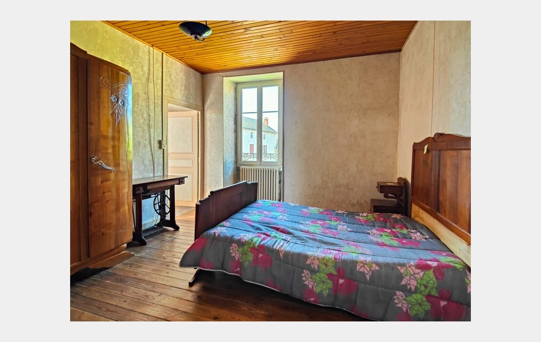 Agence Immobilière Berland Bennett : Maison / Villa | SAUZE-VAUSSAIS (79190) | 194 m2 | 139 800 € 