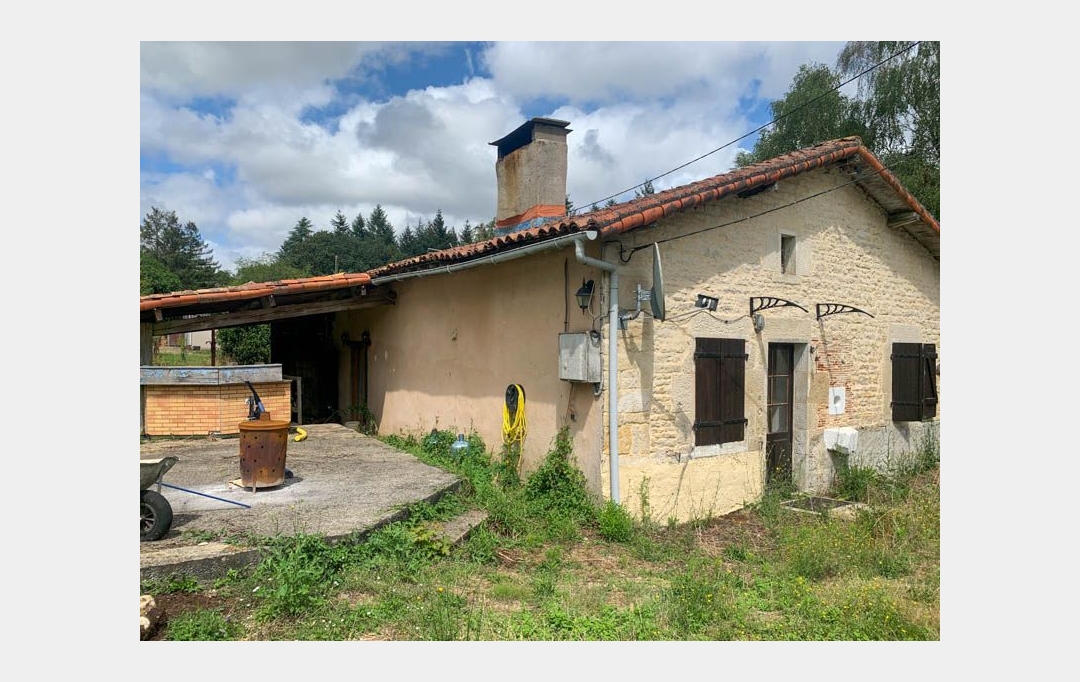 Agence Immobilière Berland Bennett : Maison / Villa | SAUZE-VAUSSAIS (79190) | 83 m2 | 55 000 € 