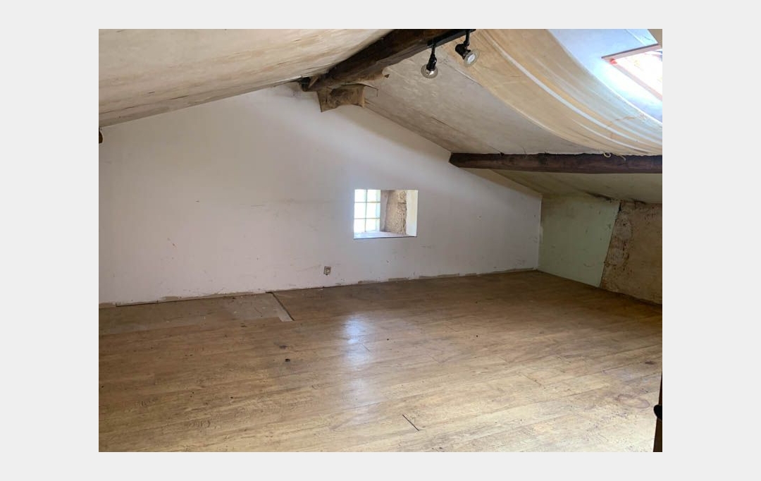 Agence Immobilière Berland Bennett : Maison / Villa | SAUZE-VAUSSAIS (79190) | 83 m2 | 55 000 € 