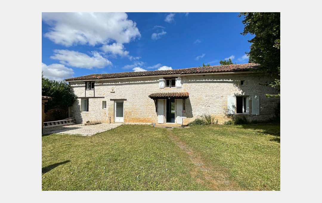Agence Immobilière Berland Bennett : Maison / Villa | RUFFEC (16700) | 146 m2 | 155 500 € 
