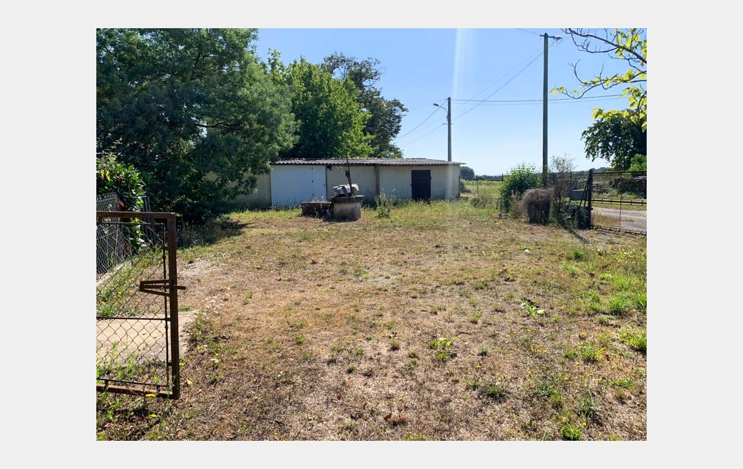 Agence Immobilière Berland Bennett : Maison / Villa | RUFFEC (16700) | 95 m2 | 88 000 € 