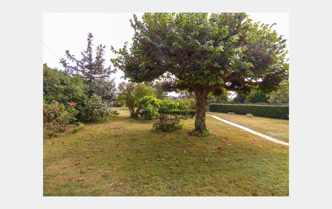 Agence Immobilière Berland Bennett : Maison / Villa | SAUZE-VAUSSAIS (79190) | 114 m2 | 109 000 € 