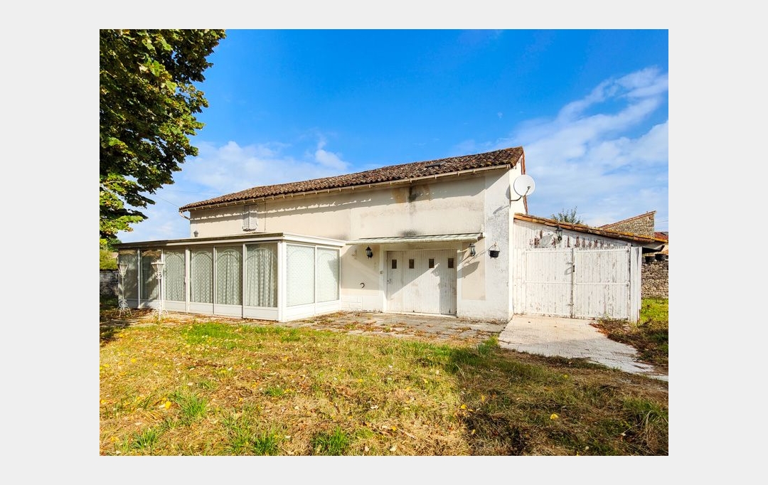 Agence Immobilière Berland Bennett : Maison / Villa | SAUZE-VAUSSAIS (79190) | 117 m2 | 99 800 € 
