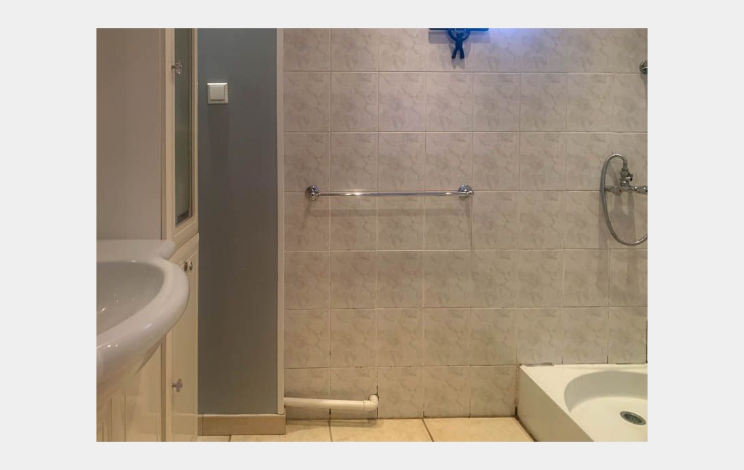 Agence Immobilière Berland Bennett : Maison / Villa | SAUZE-VAUSSAIS (79190) | 0 m2 | 115 000 € 