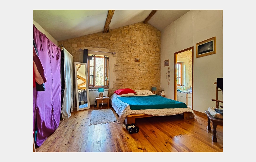 Agence Immobilière Berland Bennett : Maison / Villa | SAUZE-VAUSSAIS (79190) | 290 m2 | 285 000 € 