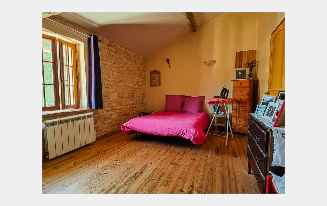 Agence Immobilière Berland Bennett : Maison / Villa | SAUZE-VAUSSAIS (79190) | 290 m2 | 285 000 € 