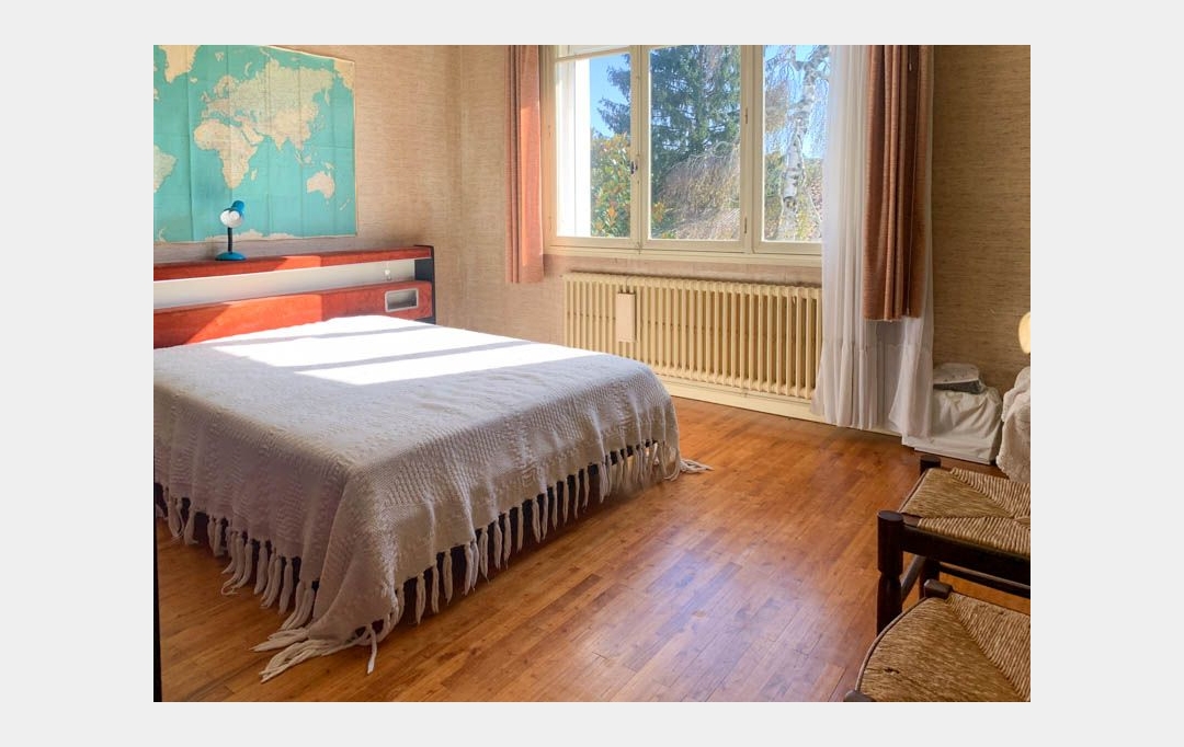 Agence Immobilière Berland Bennett : Maison / Villa | SAUZE-VAUSSAIS (79190) | 209 m2 | 265 000 € 