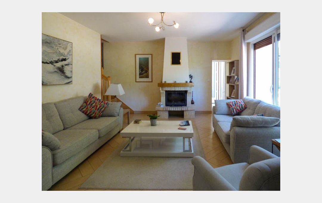Agence Immobilière Berland Bennett : Maison / Villa | SAUZE-VAUSSAIS (79190) | 136 m2 | 233 600 € 