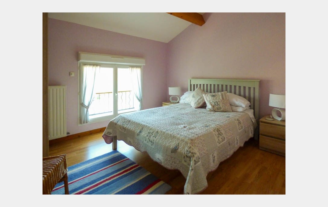 Agence Immobilière Berland Bennett : Maison / Villa | SAUZE-VAUSSAIS (79190) | 136 m2 | 233 600 € 