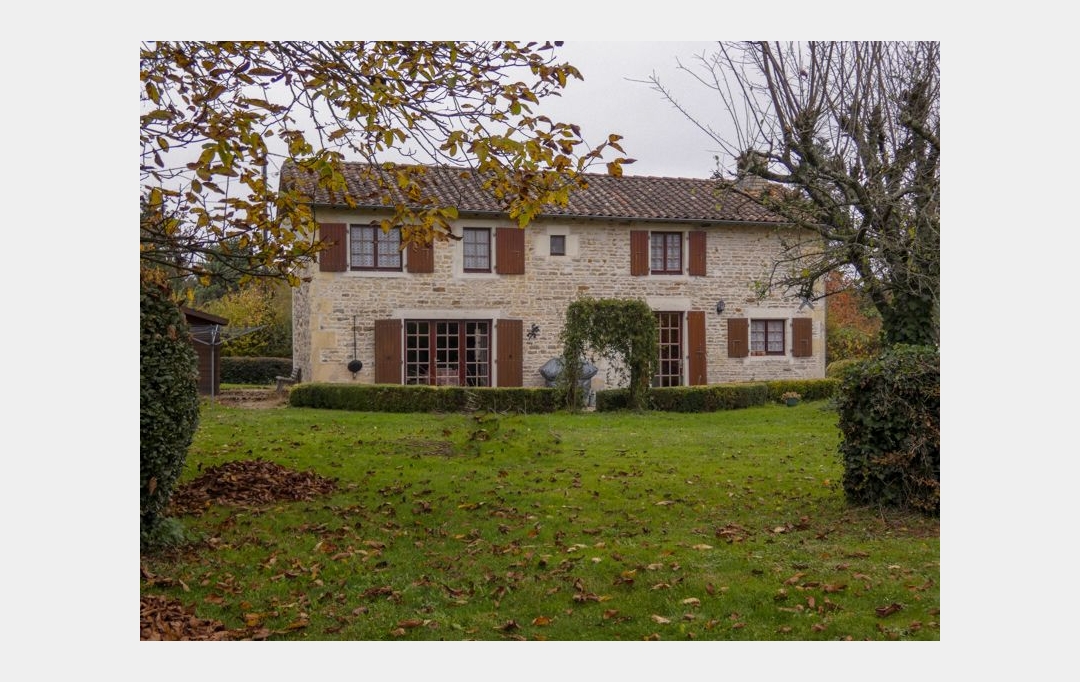 Agence Immobilière Berland Bennett : Maison / Villa | SAUZE-VAUSSAIS (79190) | 120 m2 | 181 900 € 