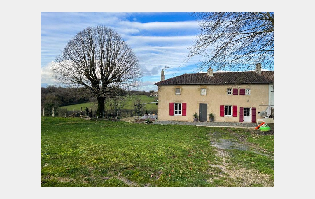 Agence Immobilière Berland Bennett : Maison / Villa | MELLE (79500) | 150 m2 | 217 000 € 