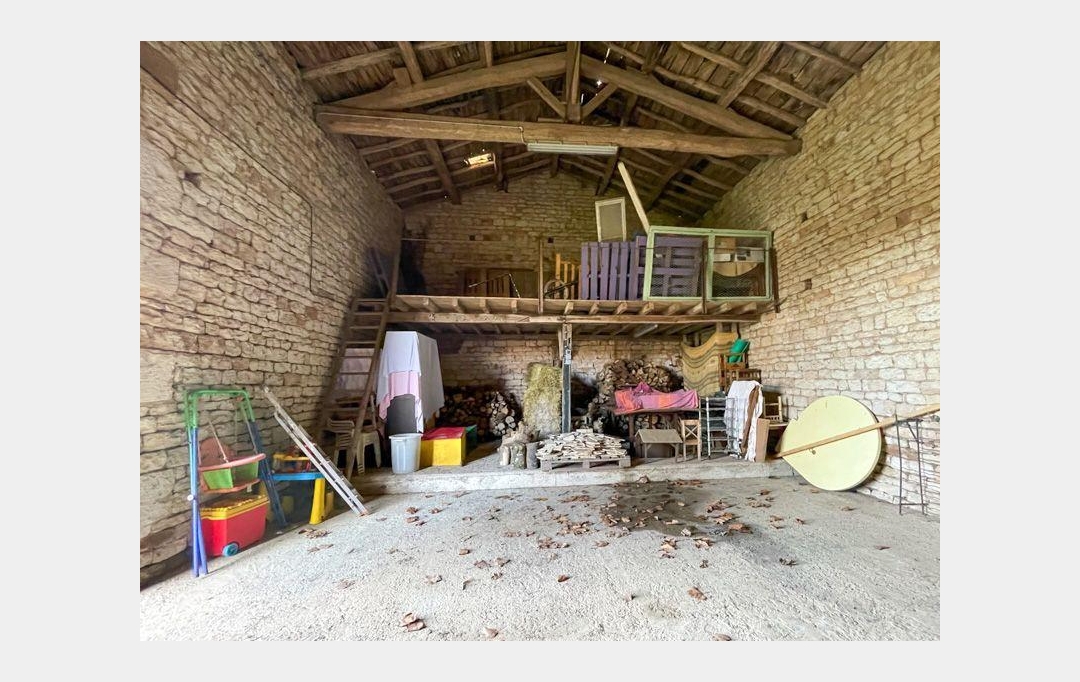 Agence Immobilière Berland Bennett : Maison / Villa | MELLE (79500) | 150 m2 | 217 000 € 