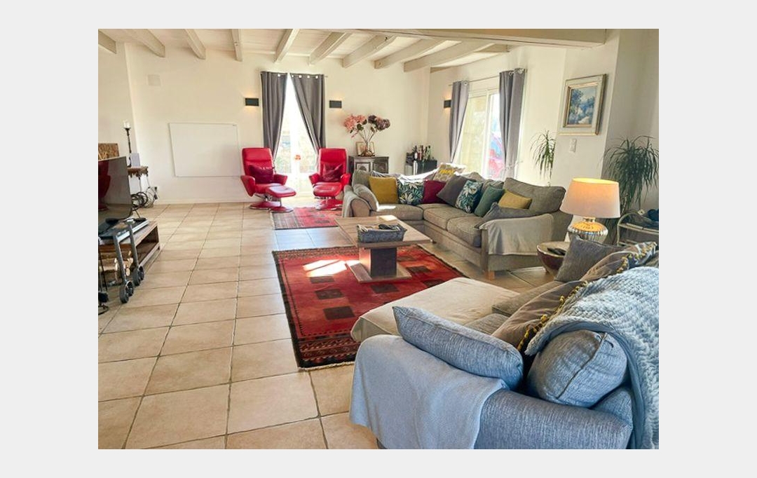 Agence Immobilière Berland Bennett : Maison / Villa | SAUZE-VAUSSAIS (79190) | 300 m2 | 359 500 € 